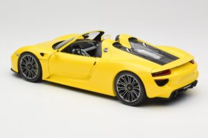 Porsche 918 Spyder イエロー Minichamps 1:18 110062434 メタル - 画像 7/8
