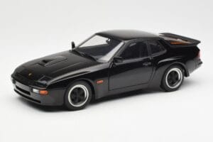 Porsche 924 Carrera GT ブラック AUTOart 1:18 78001 メタル