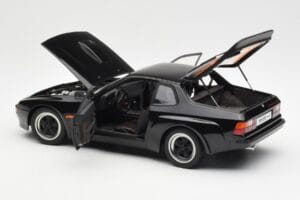 Porsche 924 Carrera GT ブラック AUTOart 1:18 78001 メタル - 画像 5/8
