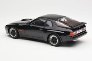 Porsche 924 Carrera GT ブラック AUTOart 1:18 78001 メタル - 画像 7/8