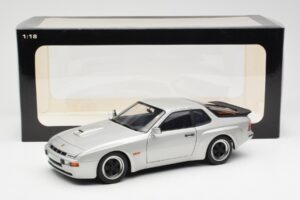 Porsche 924 Carrera GT ダイヤモンドシルバー AUTOart 1:18 78002 メタル - 画像 8/8