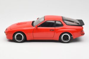 Porsche 924 Carrera GT ガーズレッド AUTOart 1:18 78003 メタル - 画像 4/8