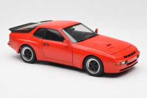 Porsche 924 Carrera GT ガーズレッド AUTOart 1:18 78003 メタル - 画像 6/8