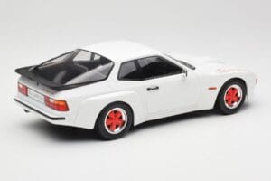 Porsche 924 Carrera GT ホワイト & レッドホイール MCG 1:18 MCG18303 メタル - 画像 2/6