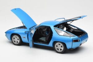 Porsche 928 ブルー AUTOart 1:18 77901 メタル - 画像 5/8