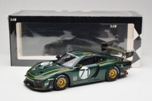 Porsche 935/19 #71 Tenner Racing 2019 Minichamps 1:18 155067571 メタル - 画像 6/6