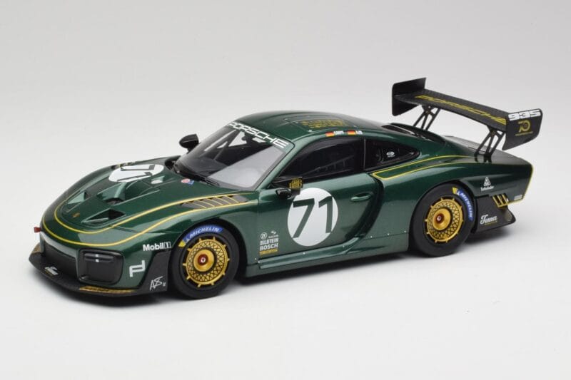 Porsche 935/19 #71 Tenner Racing 2019 Minichamps 1:18 155067571 メタル