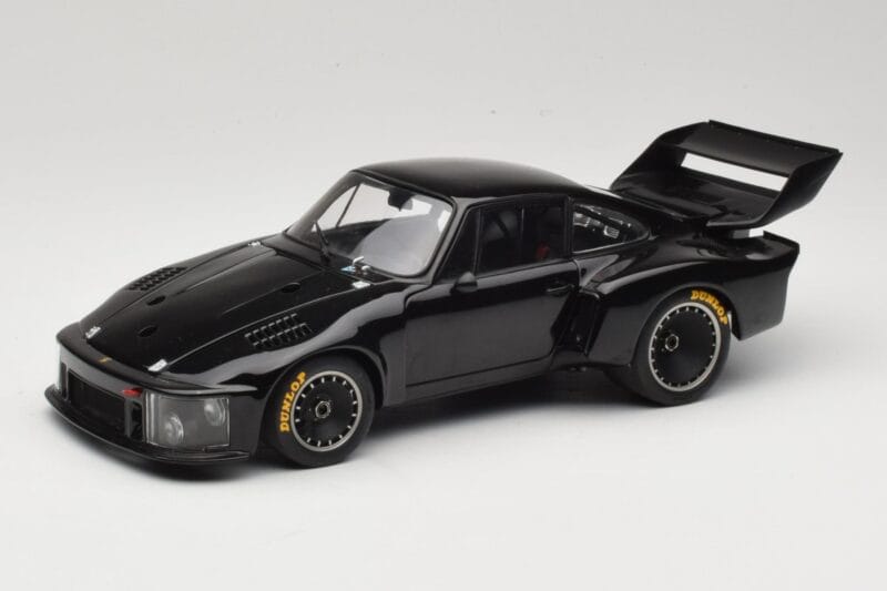 Porsche 935 Turbo Group 5 1976 Exoto 1:18 18101 メタル