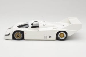 Porsche 956K Plain Body 1982 Minichamps 1:18 155826600 メタル - 画像 3/6