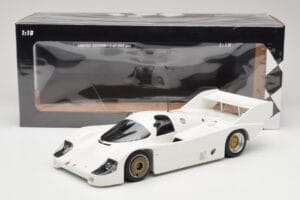 Porsche 956K Plain Body 1982 Minichamps 1:18 155826600 メタル - 画像 6/6