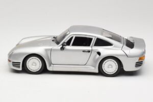Porsche 959 シルバー Tonka 1:18 2221 メタル - 画像 4/8