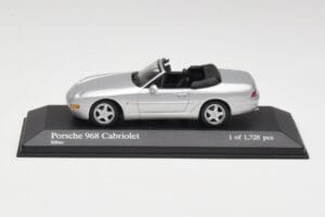 Porsche 968 シルバー Minichamps 1:43 400062332 メタル