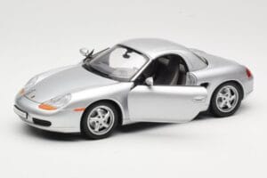 Porsche Boxster 986 Hard Top シルバー UT Models 1:18 27854 メタル - 画像 2/8