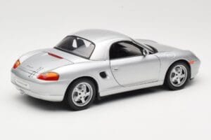 Porsche Boxster 986 Hard Top シルバー UT Models 1:18 27854 メタル - 画像 3/8