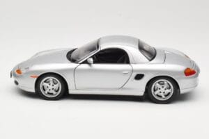 Porsche Boxster 986 Hard Top シルバー UT Models 1:18 27854 メタル - 画像 4/8