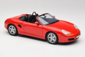 Porsche Boxster S 986 ガーズレッド UT Models 1:18 27861-M1 メタル - 画像 6/8