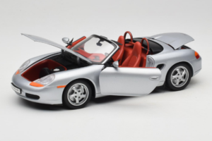 Porsche Boxster S 986 シルバー UT Models 1:18 WAP021007 メタル - 画像 2/8