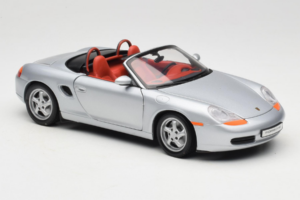 Porsche Boxster S 986 シルバー UT Models 1:18 WAP021007 メタル - 画像 6/8