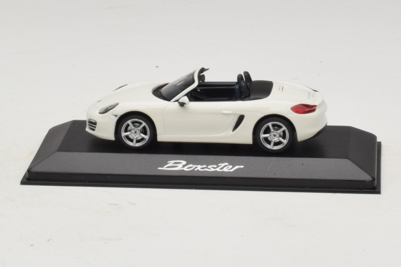 Porsche Boxster 981 ホワイト Minichamps 1:43 WAP0202000D メタル