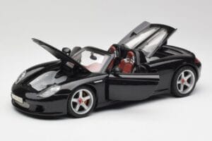 Porsche Carrera GT ブラック Maisto 1:18 36665 メタル - 画像 2/8