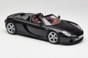 Porsche Carrera GT ブラック Maisto 1:18 36665 メタル - 画像 6/8
