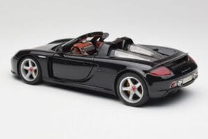 Porsche Carrera GT ブラック Maisto 1:18 36665 メタル - 画像 7/8