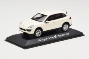 Porsche Cayenne 958 S Hybrid ホワイト Minichamps 1:43 WAP0200040B メタル - 画像 2/4