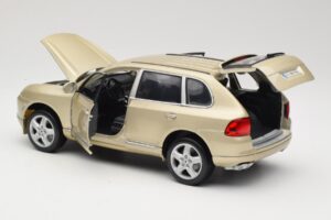 Porsche Cayenne S 955 ベージュ Maisto 1:18 WAPC2100213 メタル - 画像 5/8
