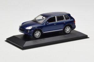 Porsche Cayenne S ブルー Minichamps 1:43 WAP02061217 メタル - 画像 2/4