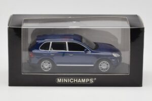 Porsche Cayenne S ブルー Minichamps 1:43 WAP02061217 メタル - 画像 4/4