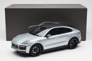 Porsche Cayenne E3 S Coupe ドロ シルバー Norev 1:18 WAP0213220K メタル - 画像 6/6