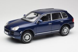 Porsche Cayenne S 9PA ダークシーブルーメタリック Maisto 1:18 31635 メタル
