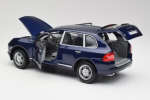 Porsche Cayenne S 9PA ダークシーブルーメタリック Maisto 1:18 31635 メタル - 画像 5/8