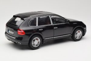 Porsche Cayenne Turbo 957 ブラック Norev 1:18 WAP02112317 メタル - 画像 3/8