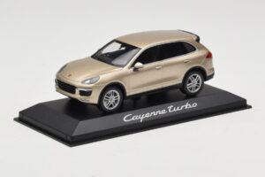 Porsche Cayenne 958 Turbo ゴールド Minichamps 1:43 WAP0200050E メタル - 画像 2/4