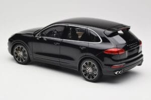 Porsche Cayenne Turbo S 958 Black Metallic Minichamps 1:18 110064000 メタル - 画像 7/8