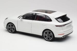 Porsche Cayenne 9YA Turbo ホワイト メタリック Minichamps 1:18 155042560 メタル - 画像 7/8