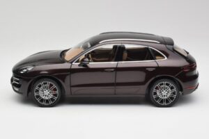 Porsche Macan 95B Turbo マホガニー メタリック Minichamps 1:18 110062500 メタル - 画像 4/8