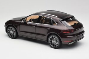 Porsche Macan 95B Turbo マホガニー メタリック Minichamps 1:18 110062500 メタル - 画像 7/8