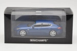 Porsche Panamera 970 4S Blue Metallic Minichamps 1:43 WAP0200419 メタル - 画像 3/3