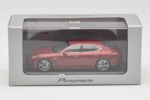 Porsche Panamera 970 Red Metallic Minichamps 1:43 WAP0200119 メタル - 画像 4/4