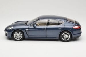 Porsche Panamera 970 S ブルー Minichamps 1:18 WAP02100119 メタル - 画像 4/8