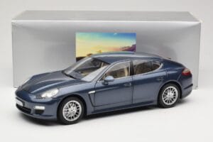 Porsche Panamera 970 S ブルー Minichamps 1:18 WAP02100119 メタル - 画像 8/8
