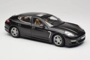 Porsche Panamera Turbo 970 ブラック Maisto 1:18 36197 メタル - 画像 6/8
