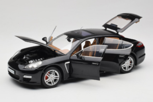 Porsche Panamera 970 Turbo Basalt Black Norev 1:18 WAP02100319 メタル - 画像 2/8