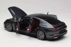 Porsche Panamera 971 Turbo S Grey Metallic Minichamps 1:18 113061073 メタル - 画像 5/8