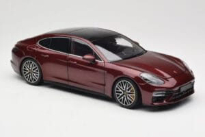 Porsche Panamera 971 Turbo S レッド メタリック Minichamps 1:18 113061077 メタル - 画像 6/8