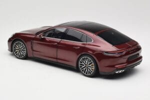 Porsche Panamera 971 Turbo S レッド メタリック Minichamps 1:18 113061077 メタル - 画像 7/8