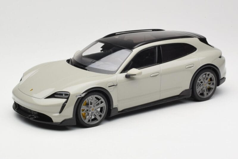 Porsche Taycan Cross Turismo Turbo S Chalk Grey Minichamps 1:18 155069302 メタル