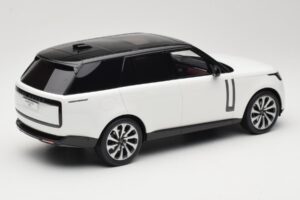 Land Rover Range Rover L460 P530 Autobiography Fuji White GT Spirit 1:18 GT533 レジン - 画像 2/6